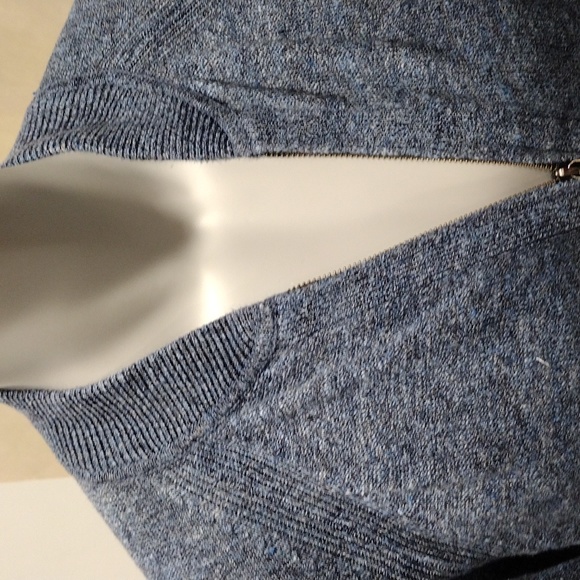 Banana Republic blue and gray Italian linen zip cardigan. Mint condition. XL - Picture 4 of 9